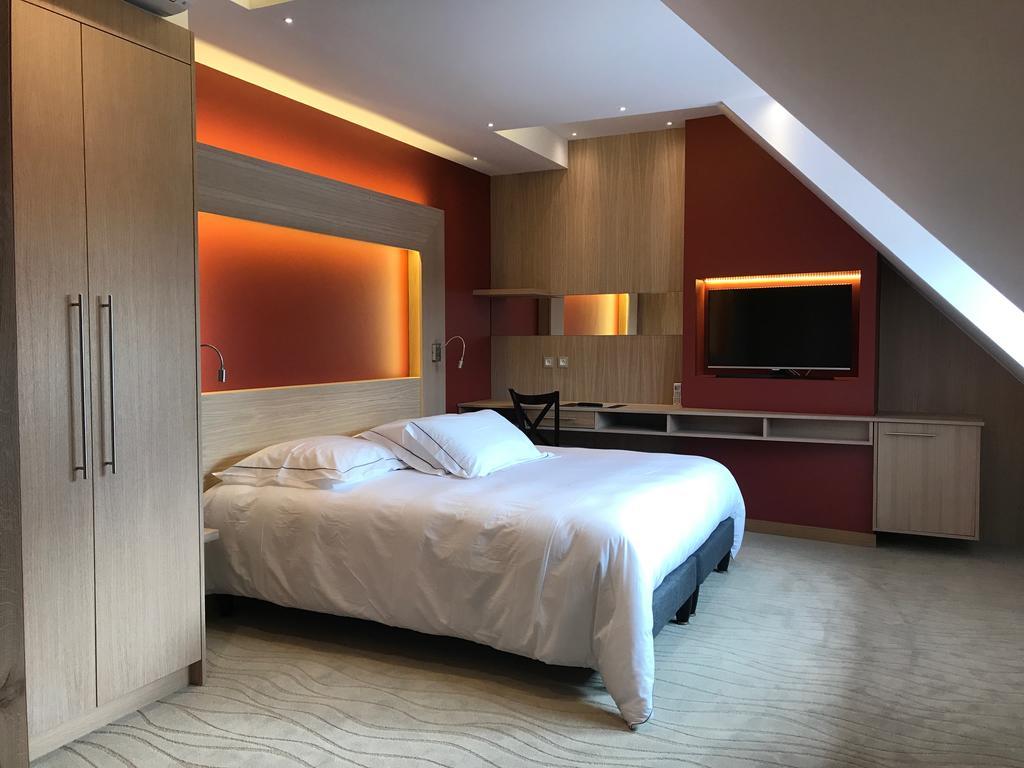 Au Soleil, Hotel Restaurant & Spa Valff ภายนอก รูปภาพ