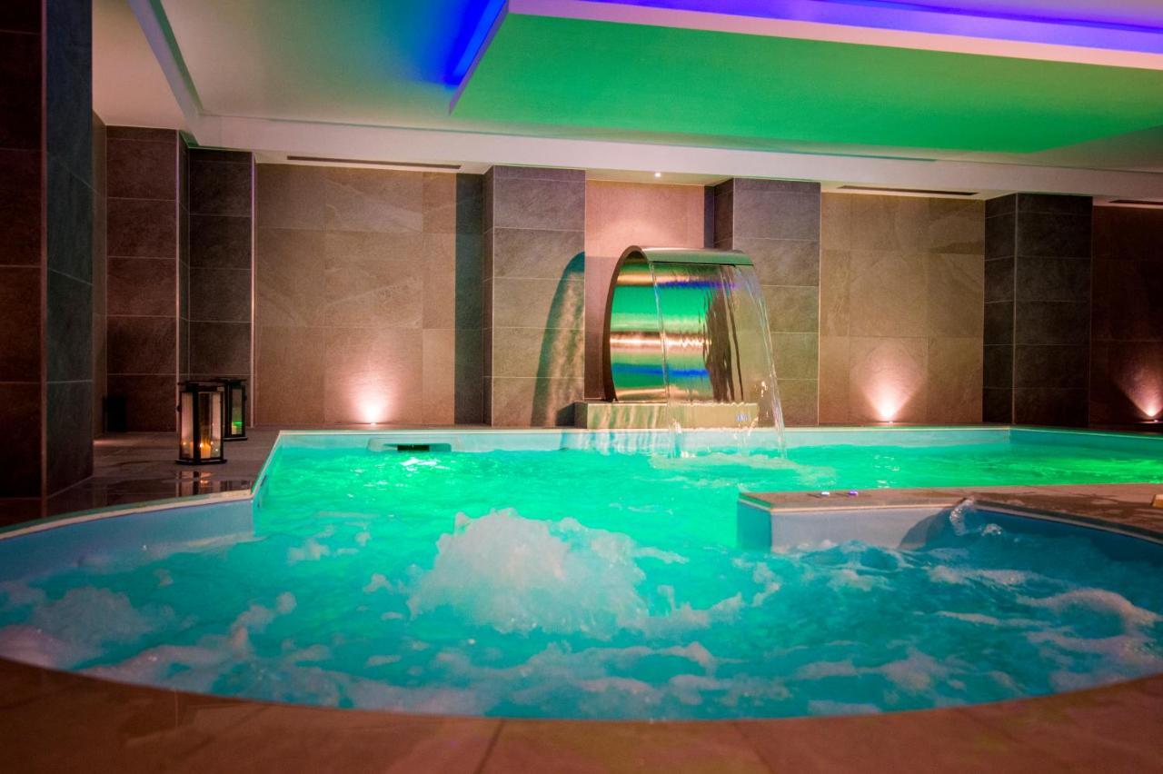 Au Soleil, Hotel Restaurant & Spa Valff ภายนอก รูปภาพ